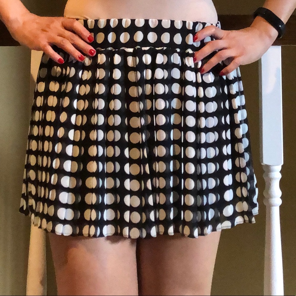 BCBGeneration polka dot pleated skirt